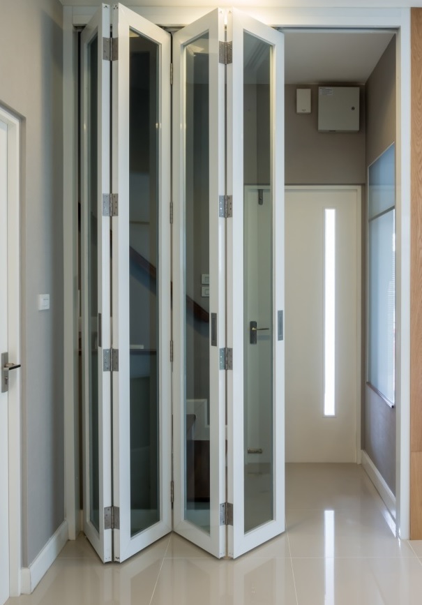 bifold door Leatherhead, Oxshott, Fetcham, KT22